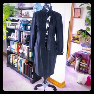 St John Caviar Skirt Set Size 8, Black, Timeless